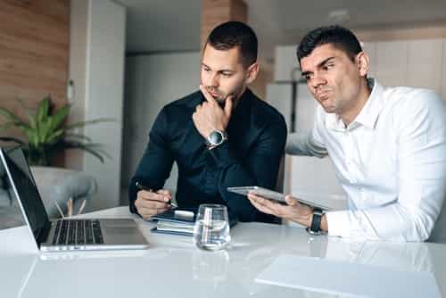 영어로 아니나 다를까, 영어로 어안이 벙벙하다